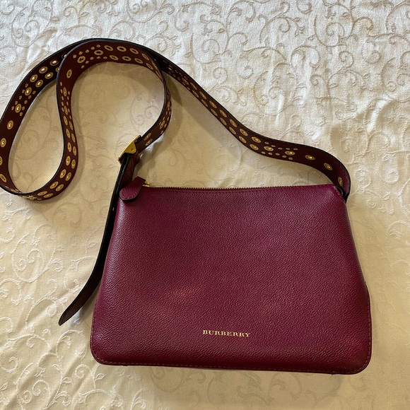 burberry maroon purse